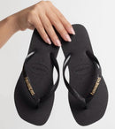 Chinelo Feminino com Glitter e Pingentes Elegante
