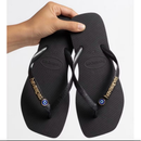 Chinelo Feminino com Glitter e Pingentes Elegante